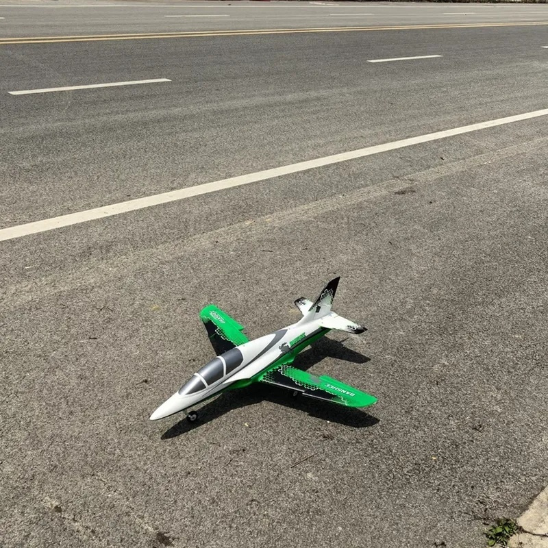 Wing Wing Banshee RC Airplane  - đánh giá và giá Outdoor Sport Hobbies